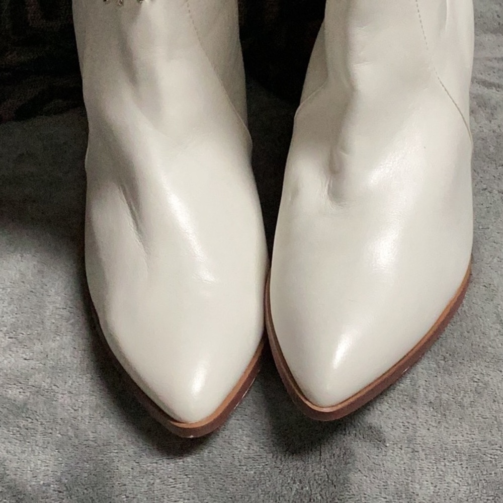 White rhinestone Fringe Cowboy Boots - Picture 4 of 7